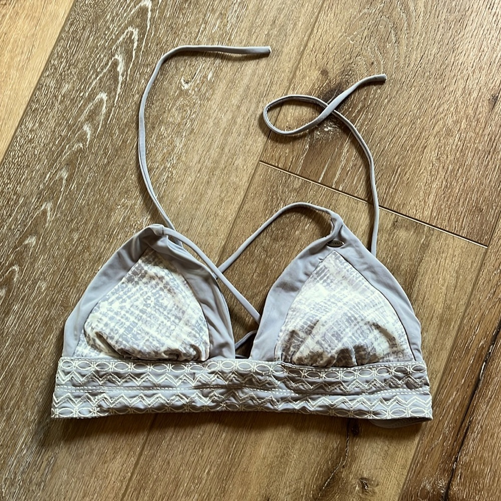 O’Neill bikini top